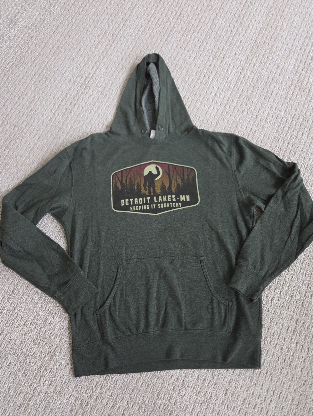 Detroit Lakes MN Green Graphic Pullover Hoodie